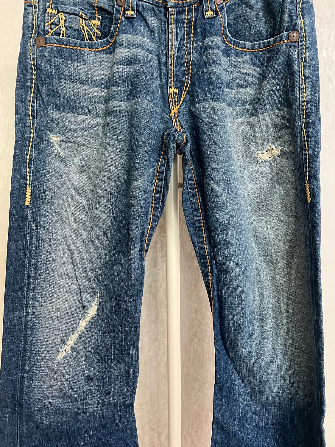 [MADE IN USA] 트루릴리전 나단 자이언트 빅 T 부츠컷 데님 ( 상품이미지4