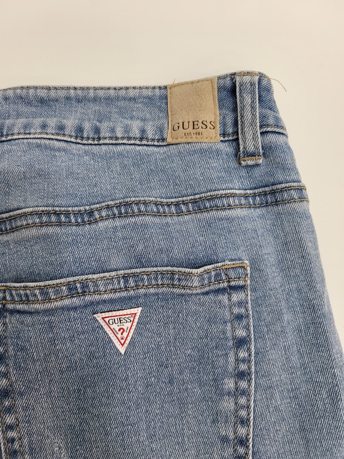 GUESS 24SS 와이드 데님 청바지 / 여 73 (29) 연청 스판 상품이미지5