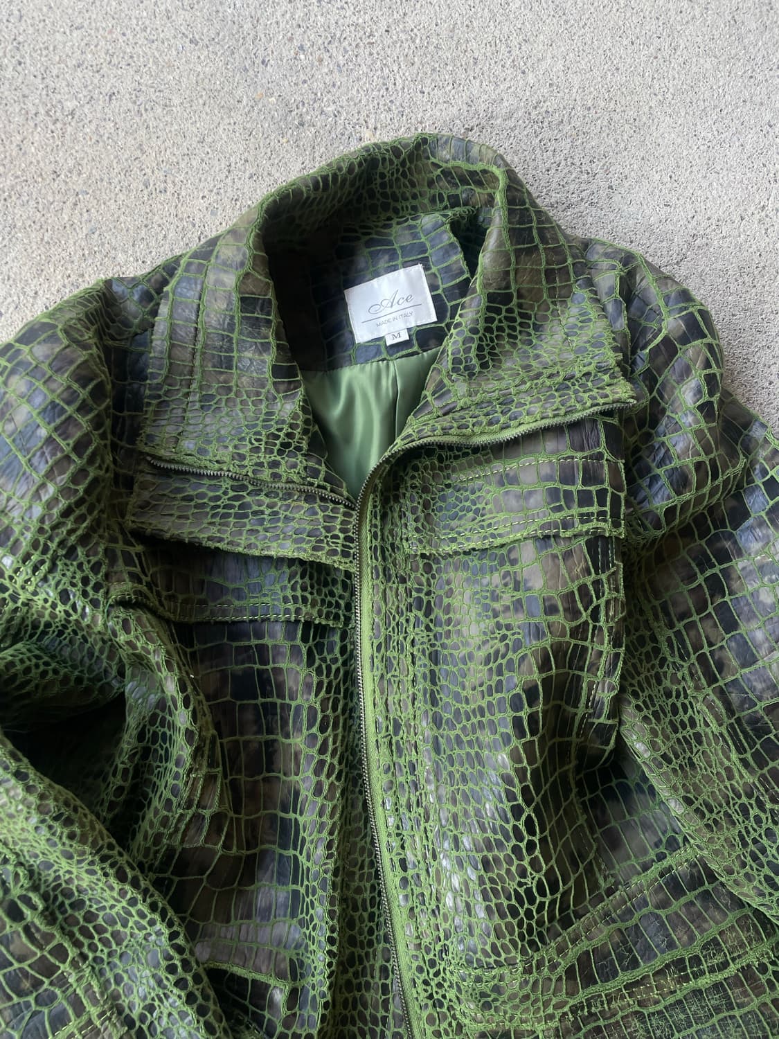 Dip green crocodile leather jacket 상품이미지3
