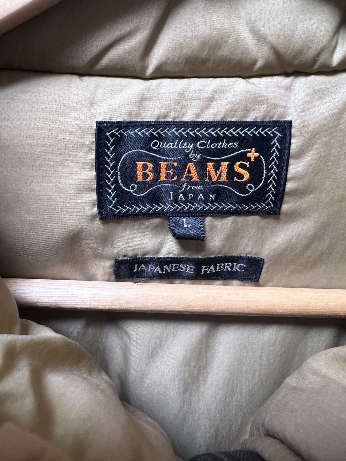 [L] BEAMS+ 프리마로프트 패딩 상품이미지3