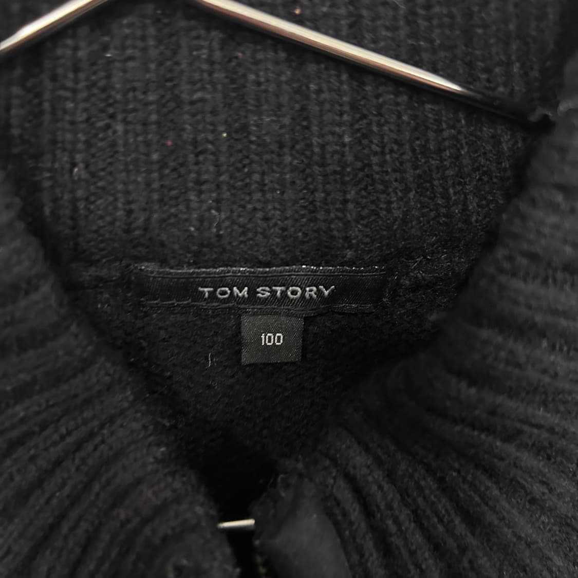 톰스토리 스웨이드 패치 하이넥 니트 집업 상품이미지3