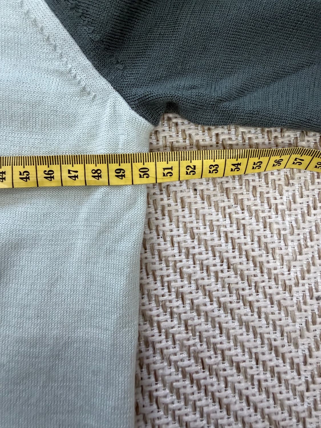 정품) COS 코스 남성 투톤 배색 니트 M 상품이미지7