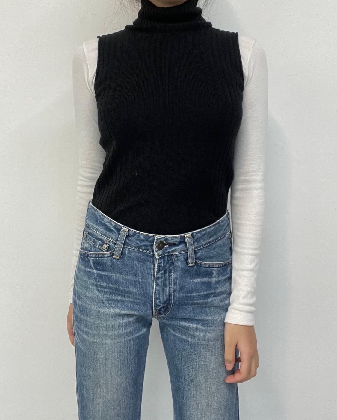 아르마니 목폴라 니트 상품이미지1