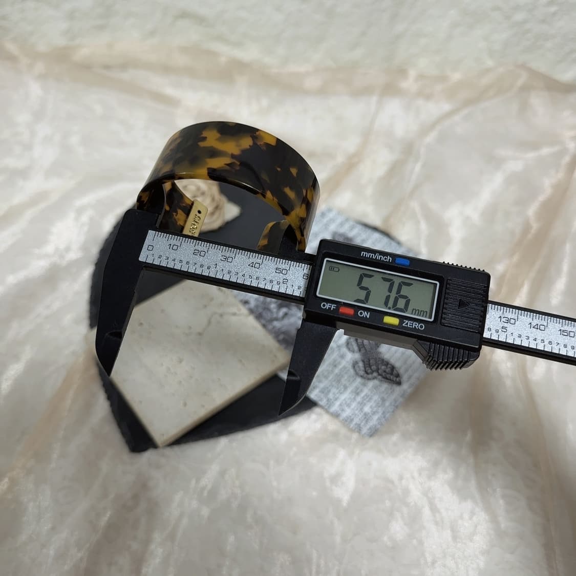 빈티지 TALBOTS 레오바드 아크릴 오픈 팔찌 상품이미지3