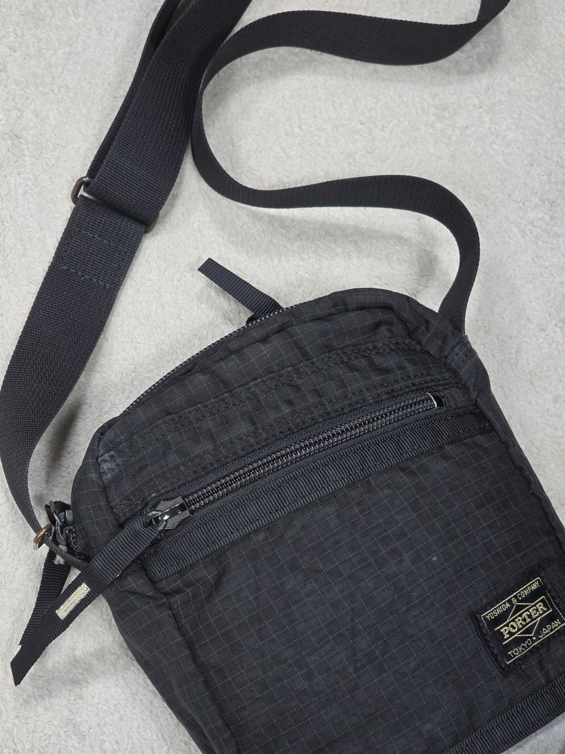 요시다포터 나일론 리플렉트 크로스백 상품이미지4