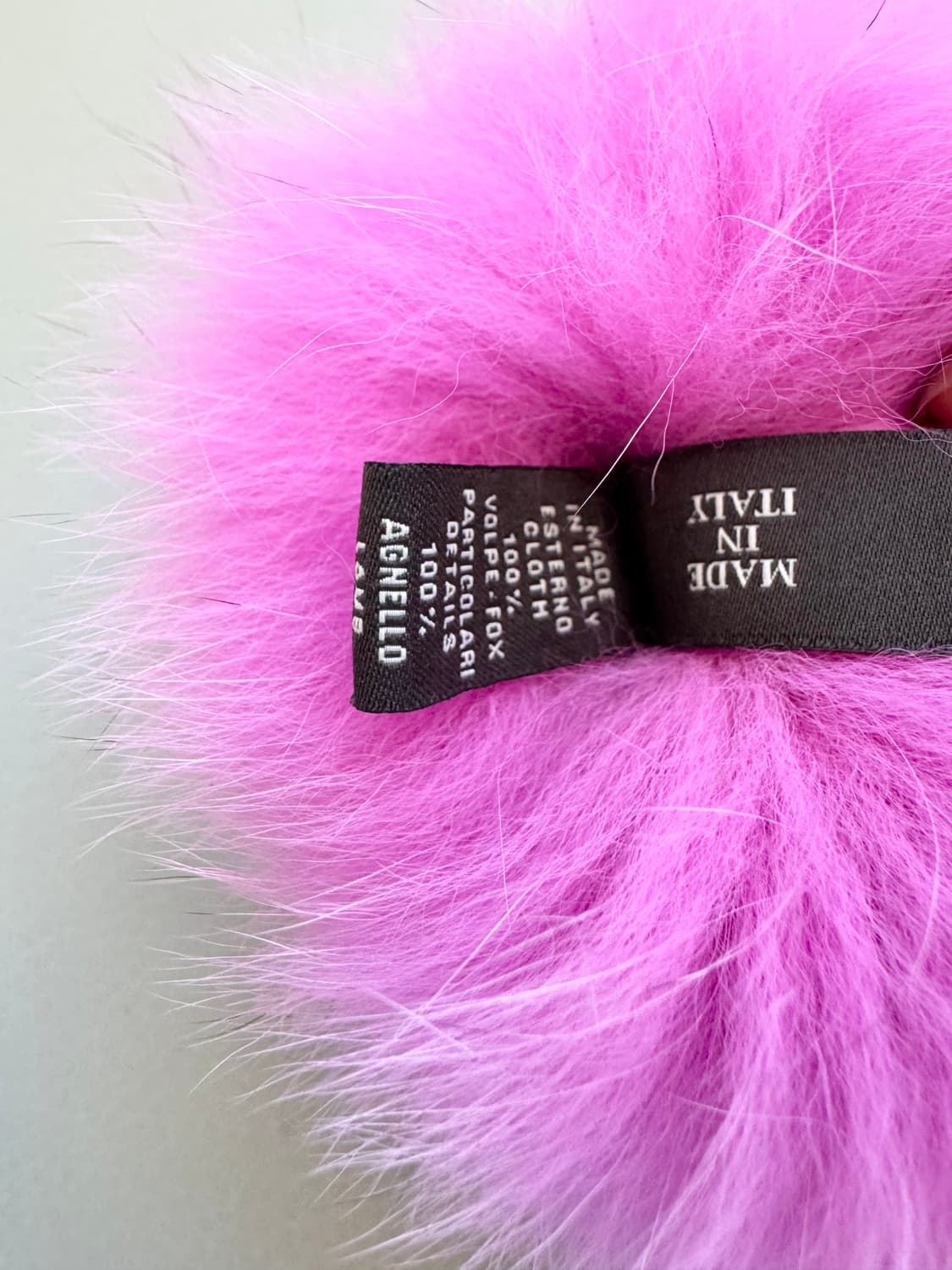 (새상품) 로로피아나 퍼 키링 상품이미지9