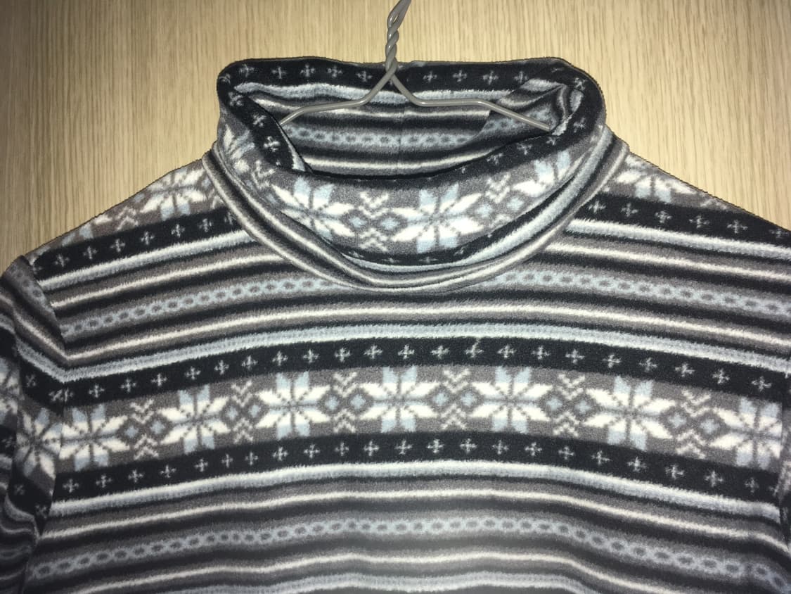 Uniqlo snow turtleneck 상품이미지1