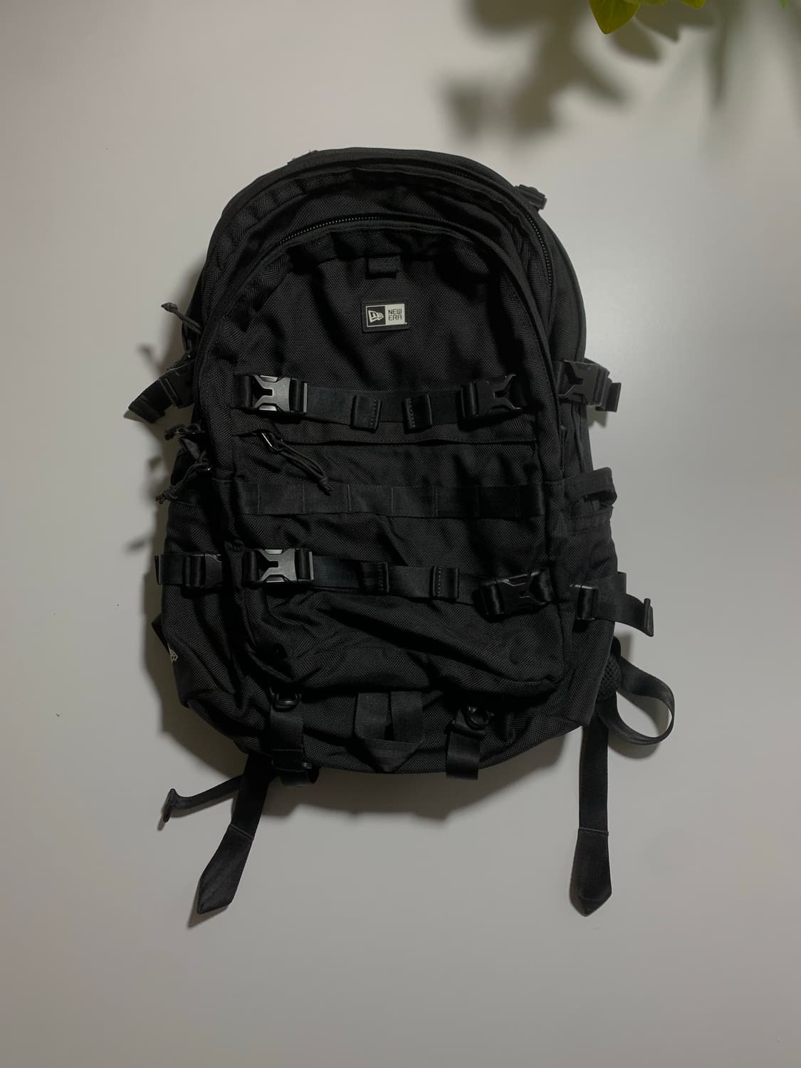 뉴에라 블랙 백팩 상품이미지1