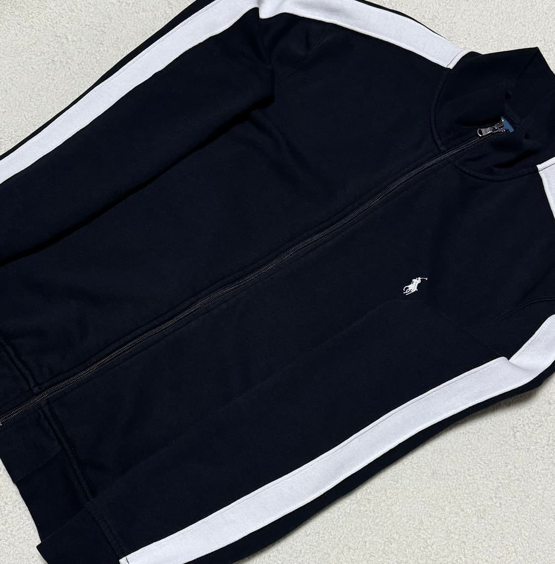 폴로 랄프로렌 블랙 기모 집업 상품이미지3