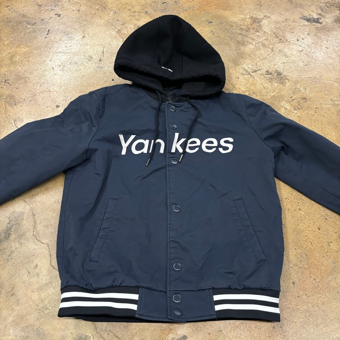 엠엘비 양키스 바시티 후드 자켓 상품이미지3
