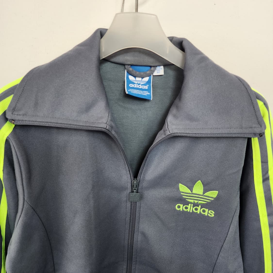 아디다스 삼선 트랙탑 그레이/형광 라인 상품이미지2