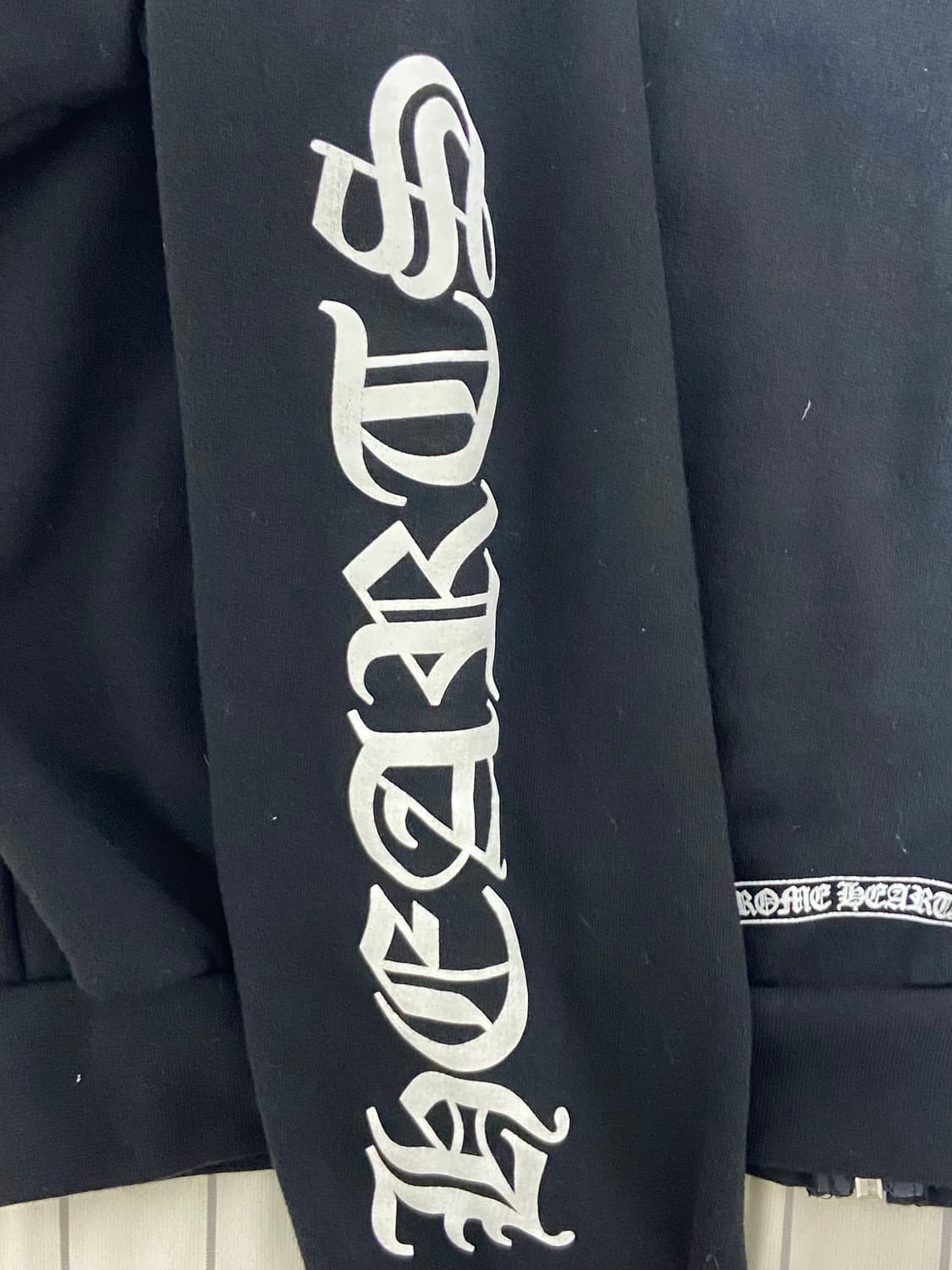 크롬하츠 버티컬 로고 후드집업 사이즈 s (인보이스 포함) 상품이미지6