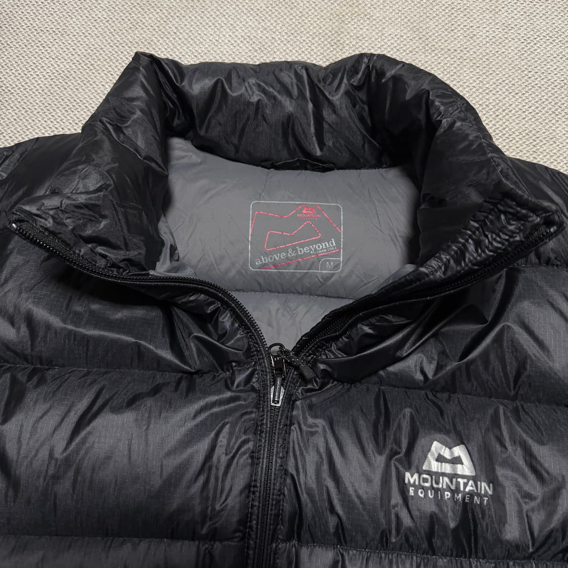마운틴 이큅먼트 다운 패딩 상품이미지4