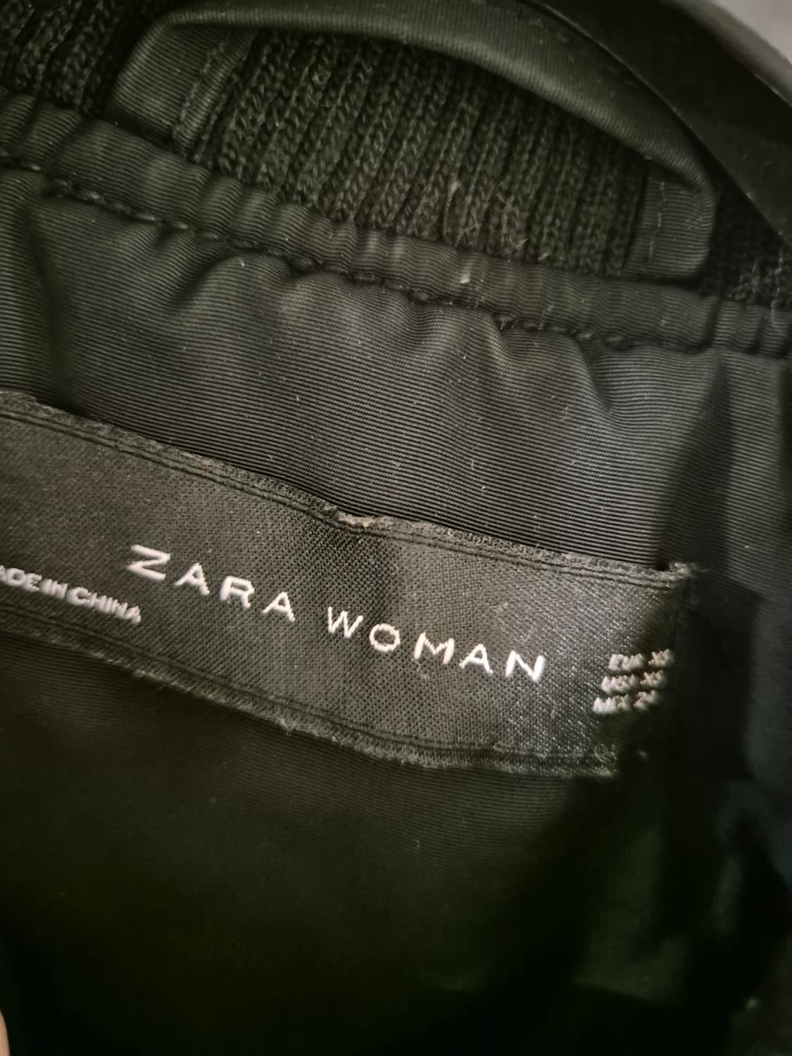 [55]자라 블랙 숏 항공점퍼 크롭 여성용 상품이미지4