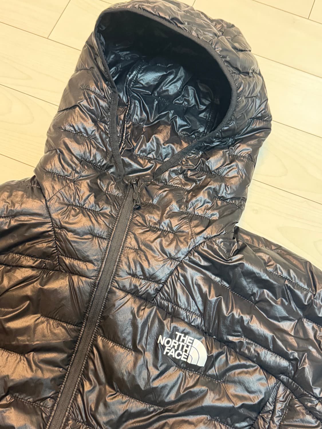 노스페이스 경량패딩 상품이미지2