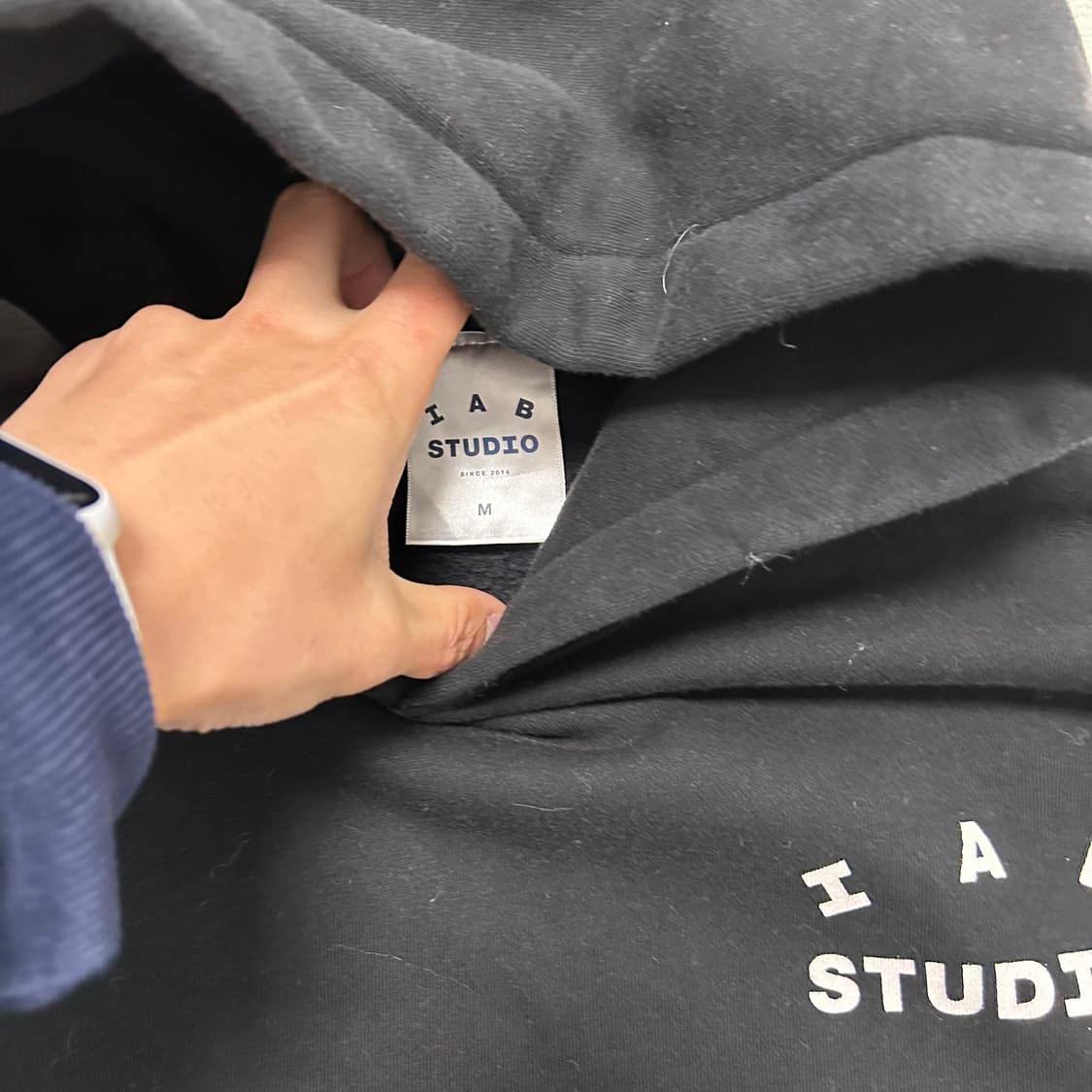 IAB Studio Black Hoodie 상품이미지7