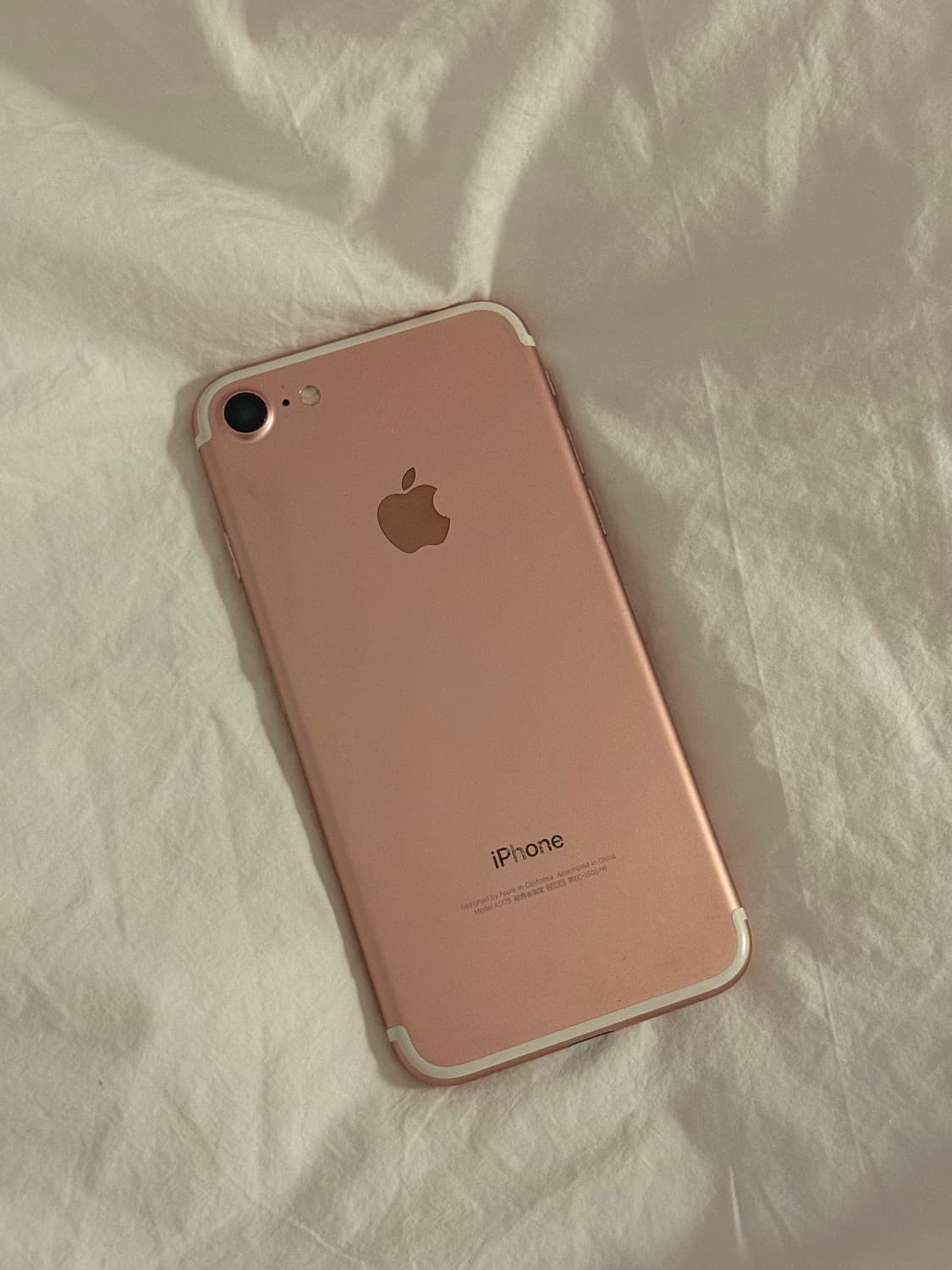 아이폰7 로즈골드 128기가 상품이미지1