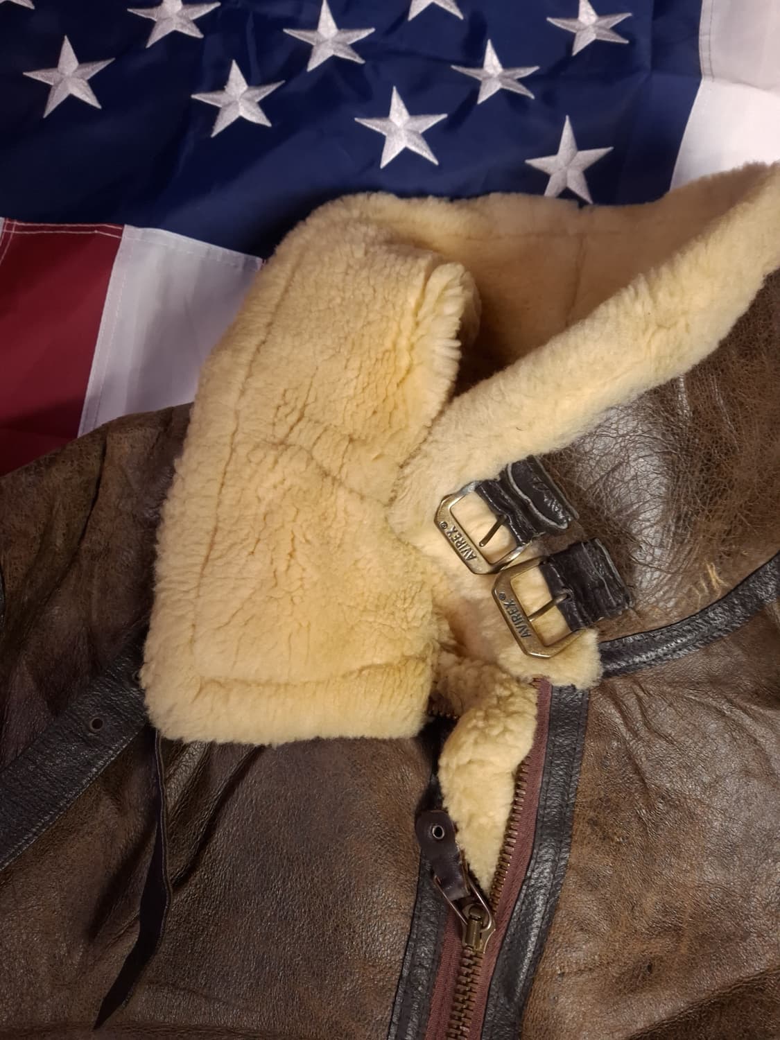 오리지날 미국제조 아비렉스 미공군 B-3 리얼레더 항공 폭격기 무스탕 상품이미지2