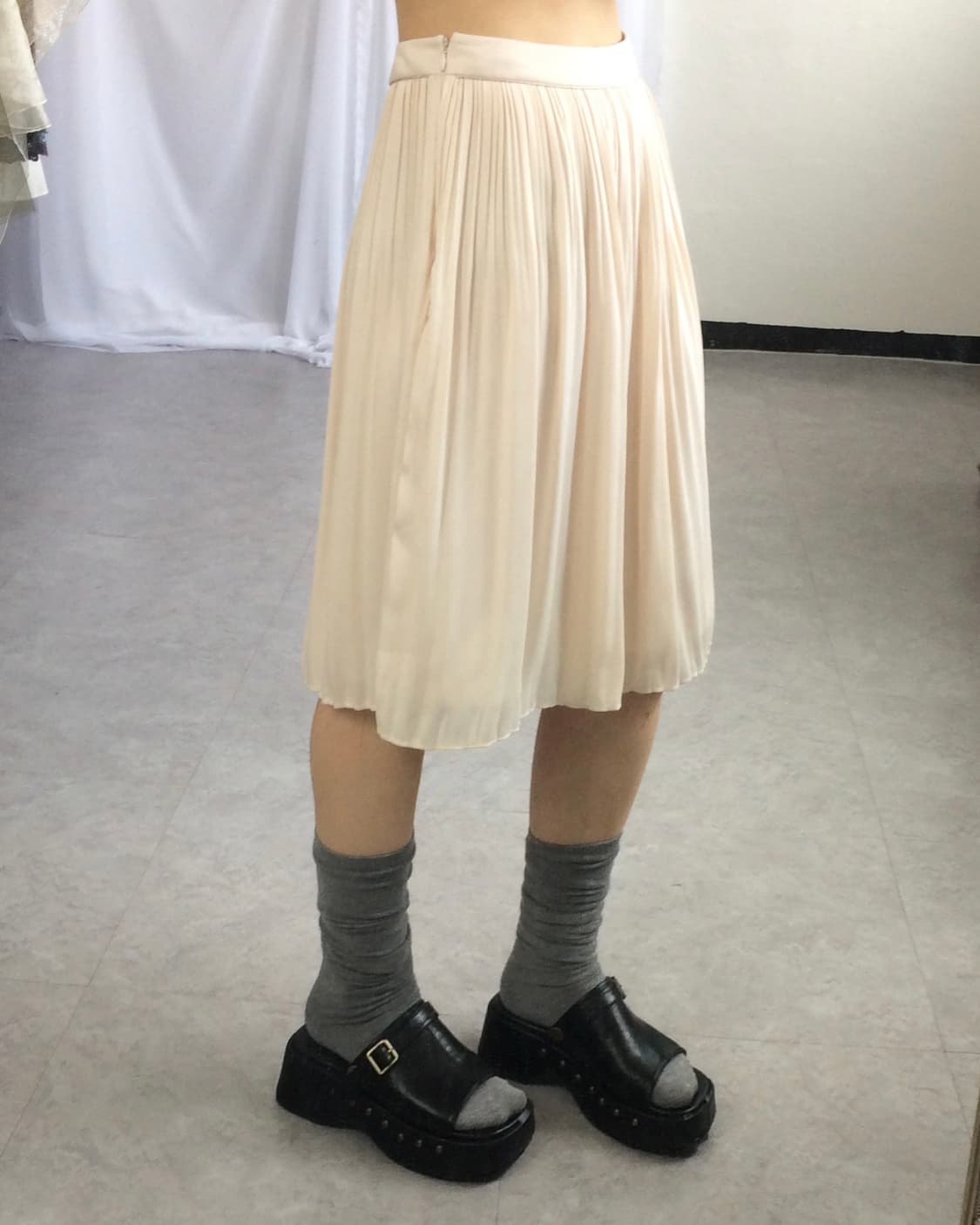 Pleats midi skirt 상품이미지6
