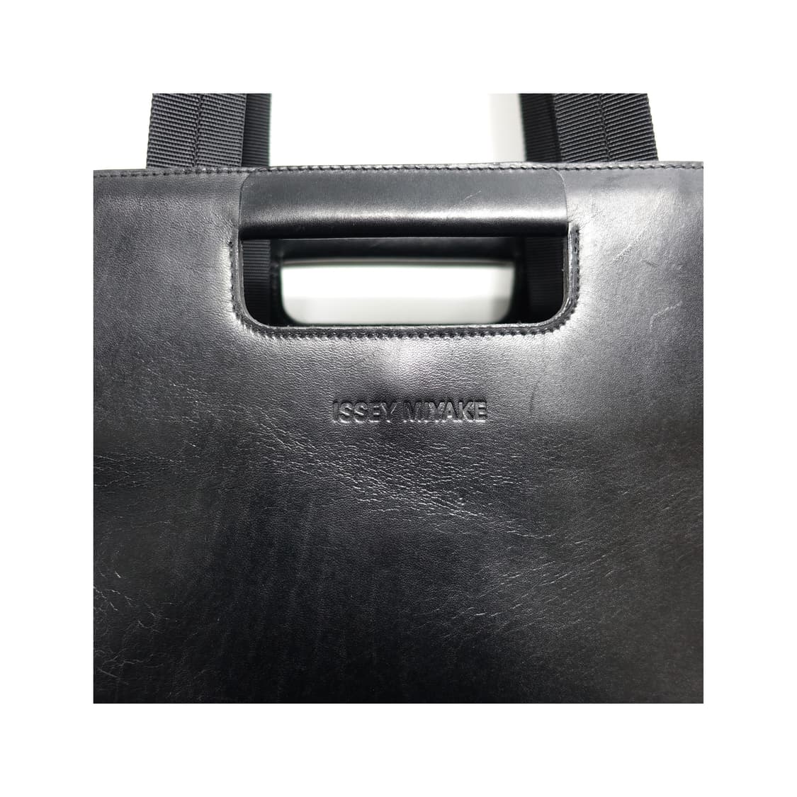 ISSEYMIYAKE 오리가미 확장 변형 파우치 핸들 레더 숄더백  상품이미지9