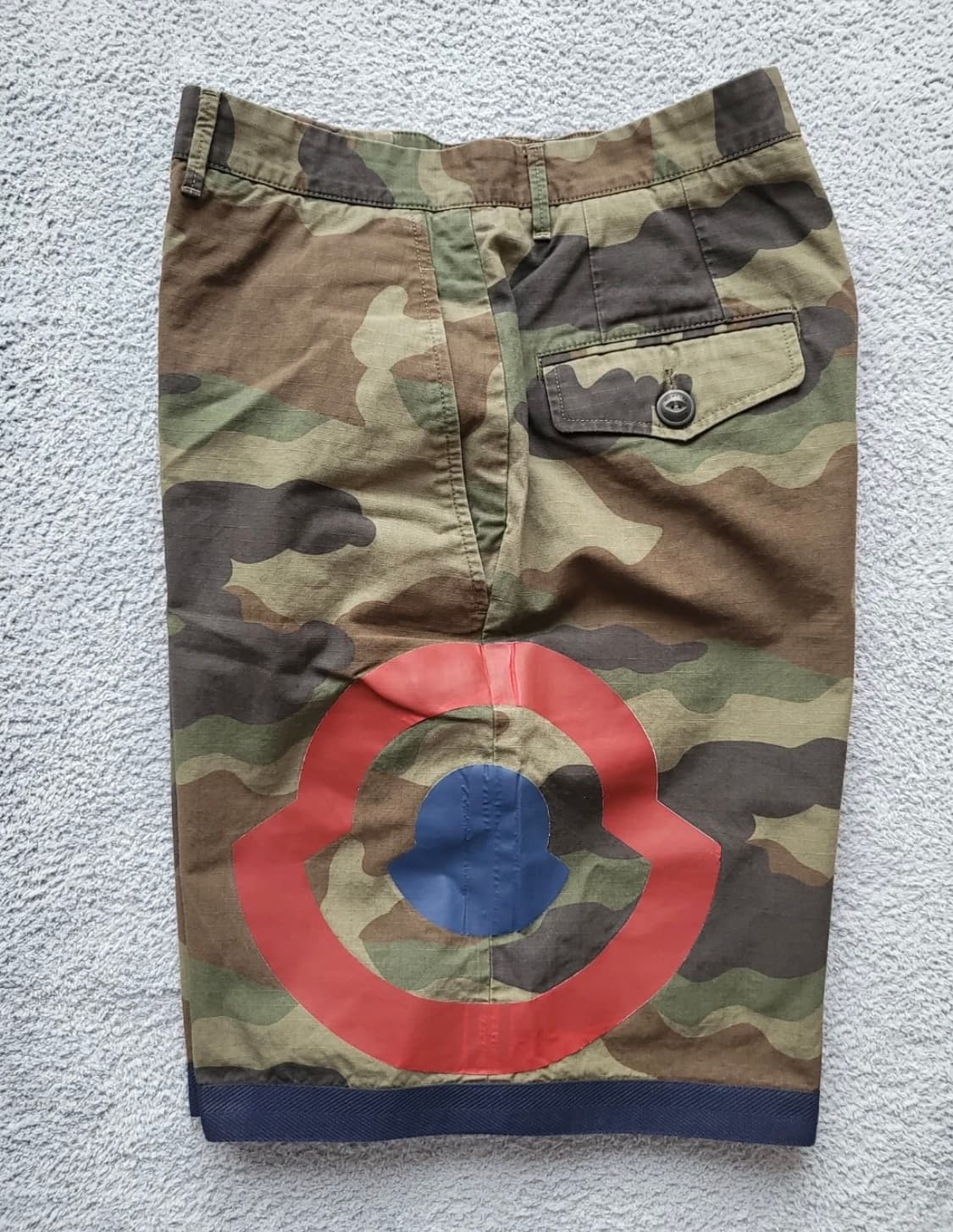 몽클레어 카모플라주 숏팬츠 46 상품이미지6