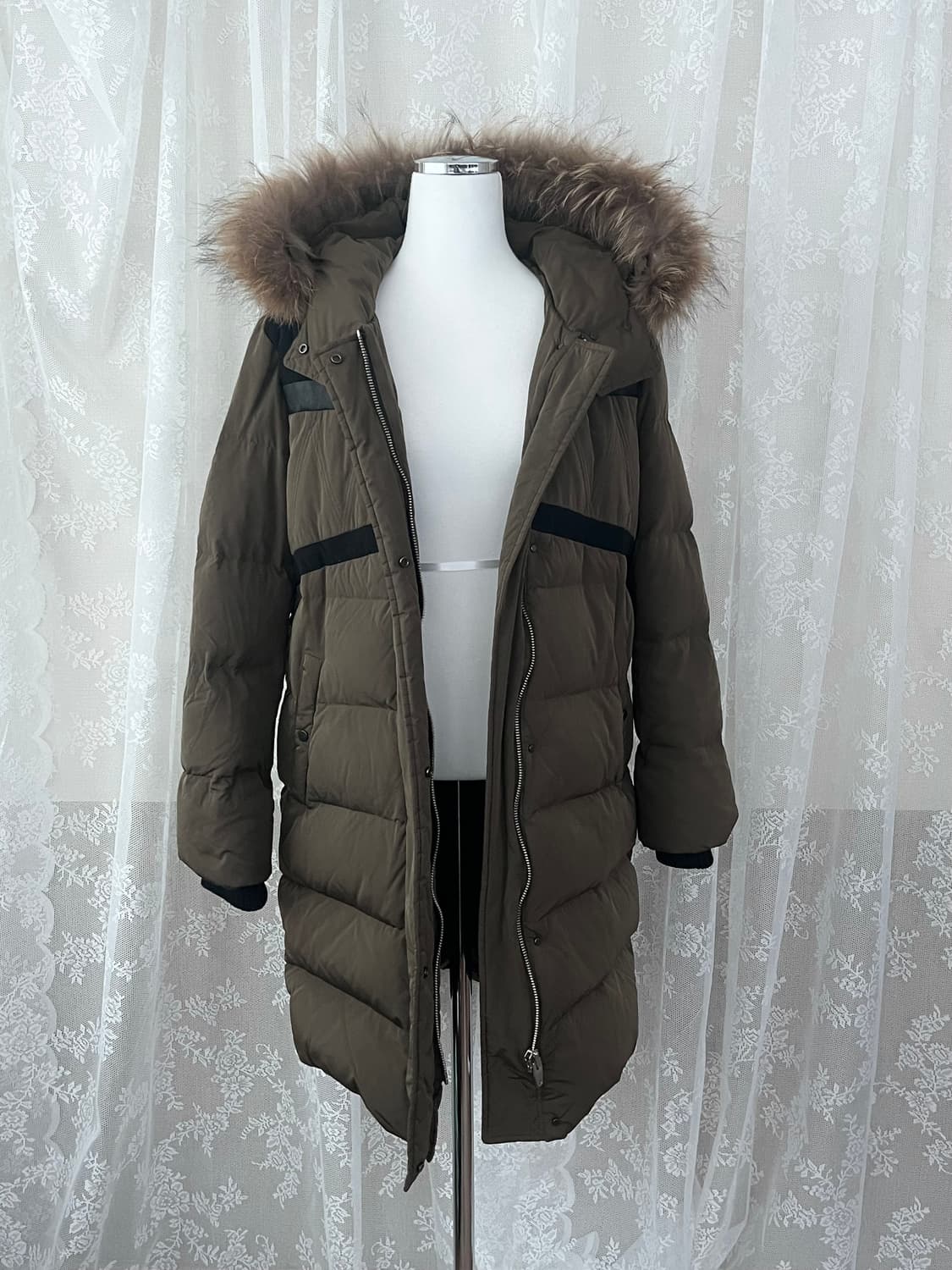 S) 산드로 라쿤 퍼 다운 패딩 점퍼 카키 상품이미지3