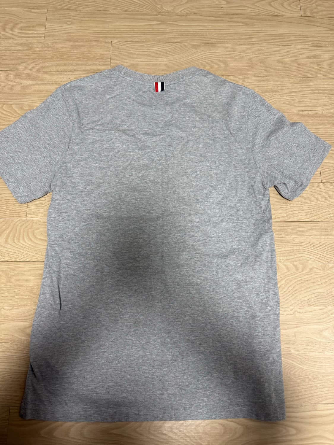 톰브라운 기본 반팔 티셔츠 상품이미지6