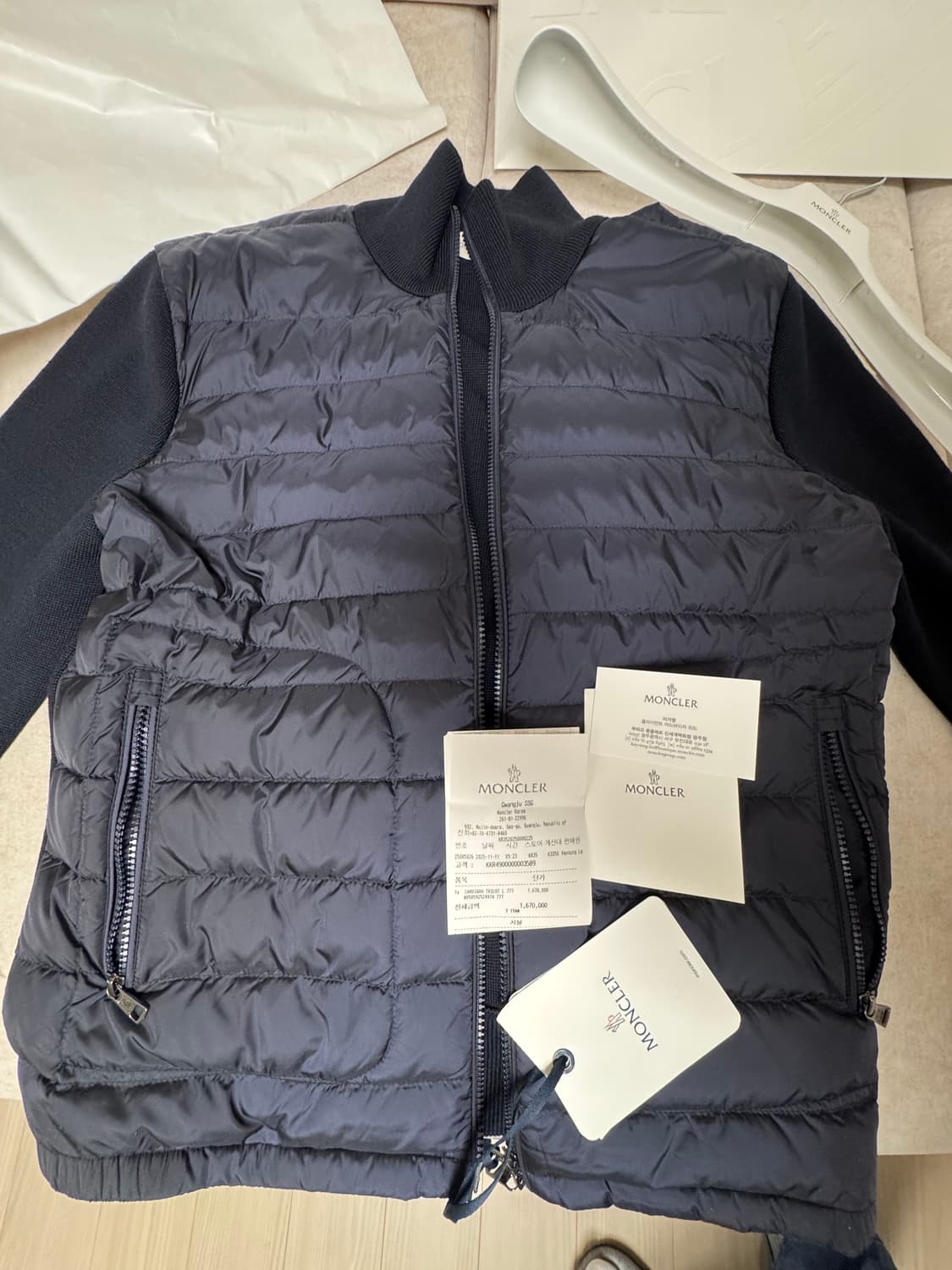 몽클레어 니트패딩 팝니다(교환이더좋아요) 상품이미지1