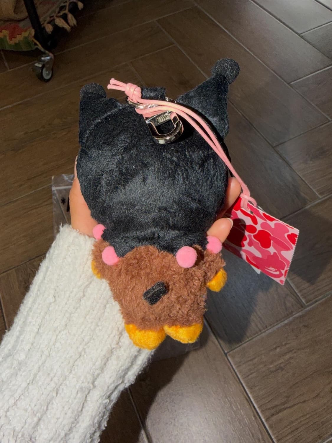 베이프 X 산리오 콜라보 쿠로미 빅 키링 ( 새상품 ) 상품이미지4