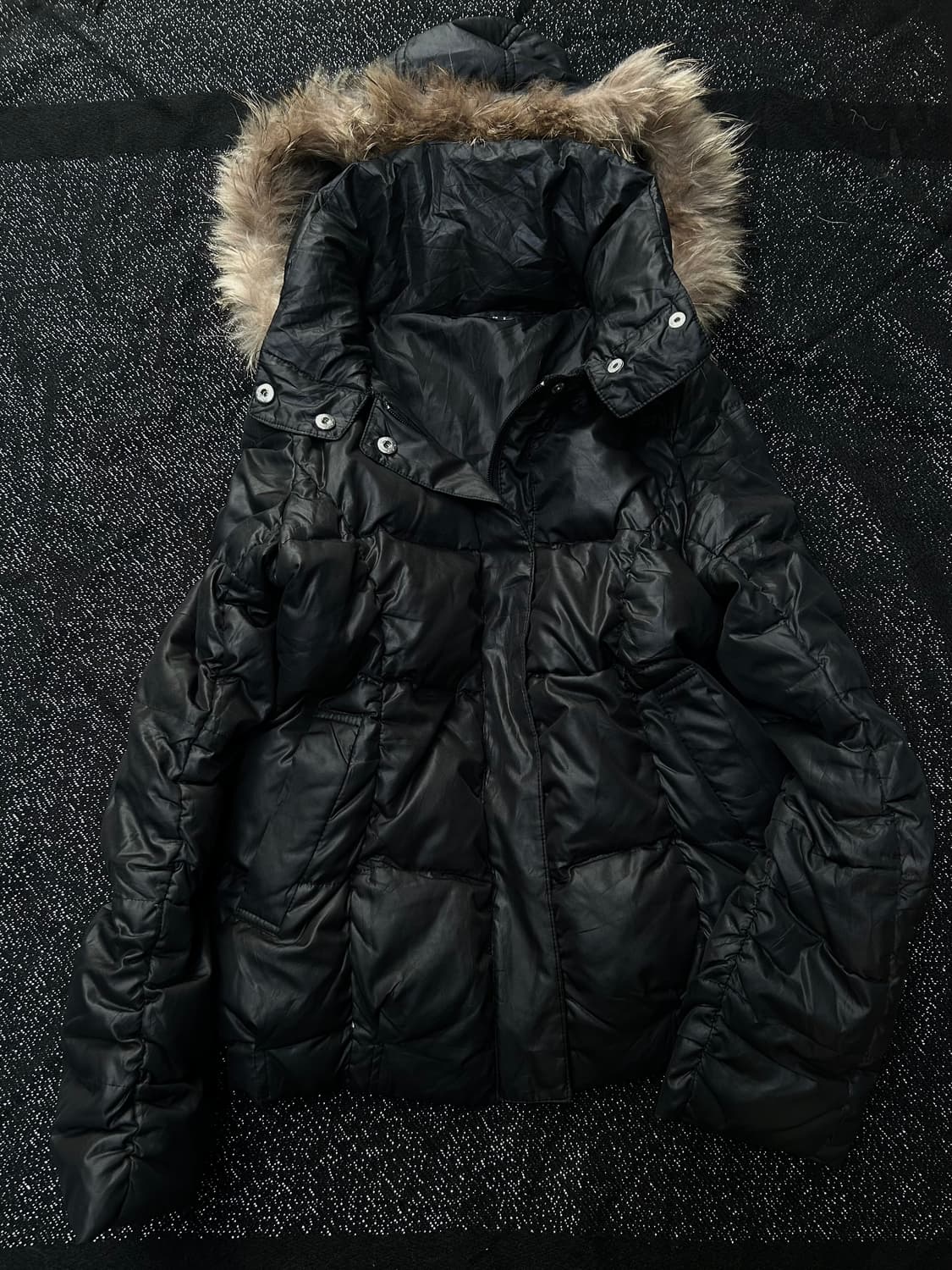 *rare* 2000s ingni Y2K 블랙 숏 퍼 패딩 Google 상품이미지1