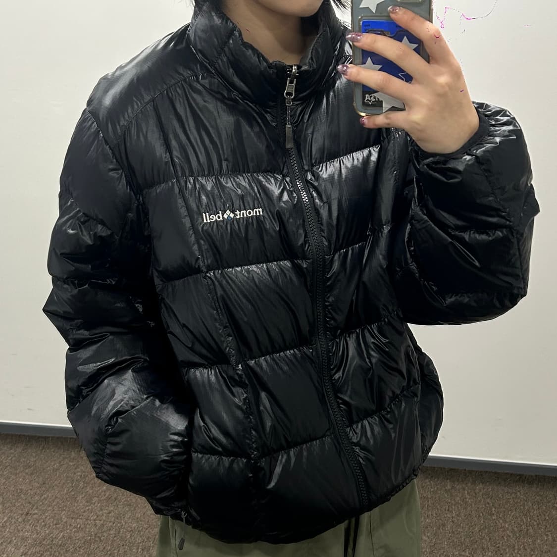 Montbell 몽벨 유광 슈페리얼 블랙 패딩 상품이미지2