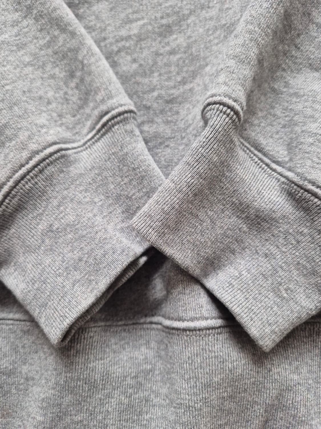 아크네 스튜디오 포바 페이스 오버핏 맨투맨 M 상품이미지2