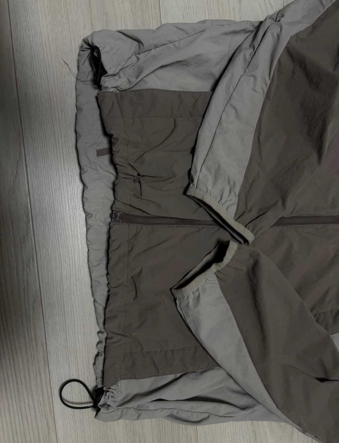 산산기어 FW 바람막이 브라운 1사이즈 급처 상품이미지5