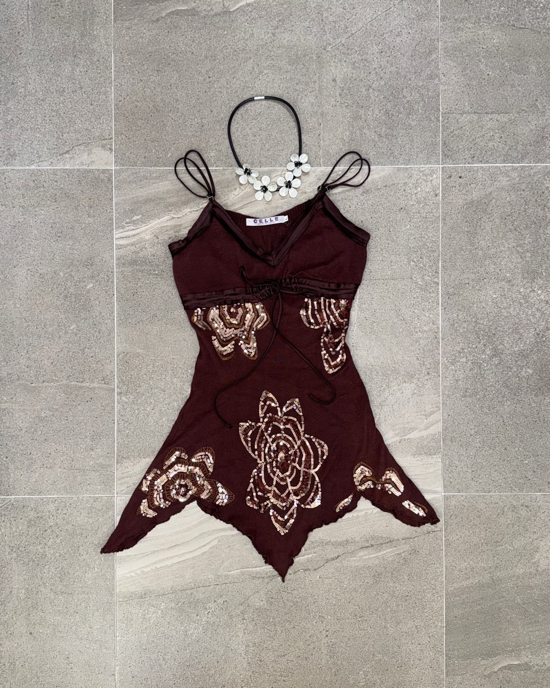 Dark brown oriental spangled flower ops 상품이미지1