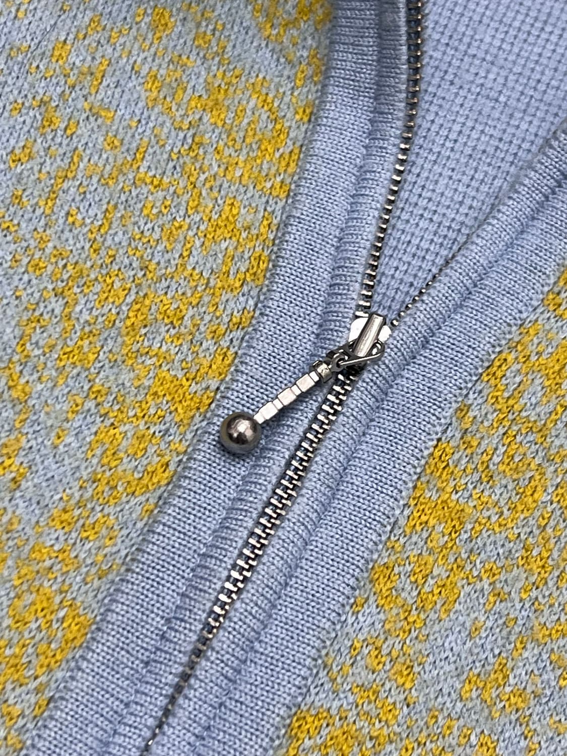 Supreme Gradient Stripe Zip Up Cardigan  상품이미지4