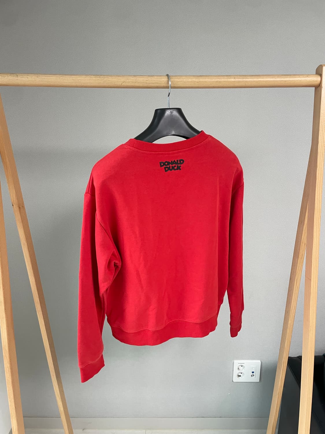 도날드덕 프린팅 맨투맨 (레드) 상품이미지3