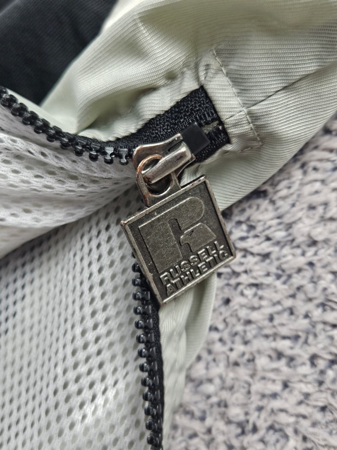 러셀 에슬레틱 나일론 풀오버 웜업 바람막이 자켓 (2XL) / 10687 상품이미지8