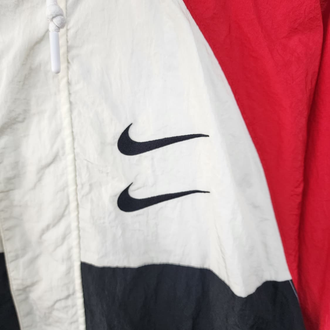 나이키 스우시 바람막이 자켓 상품이미지2