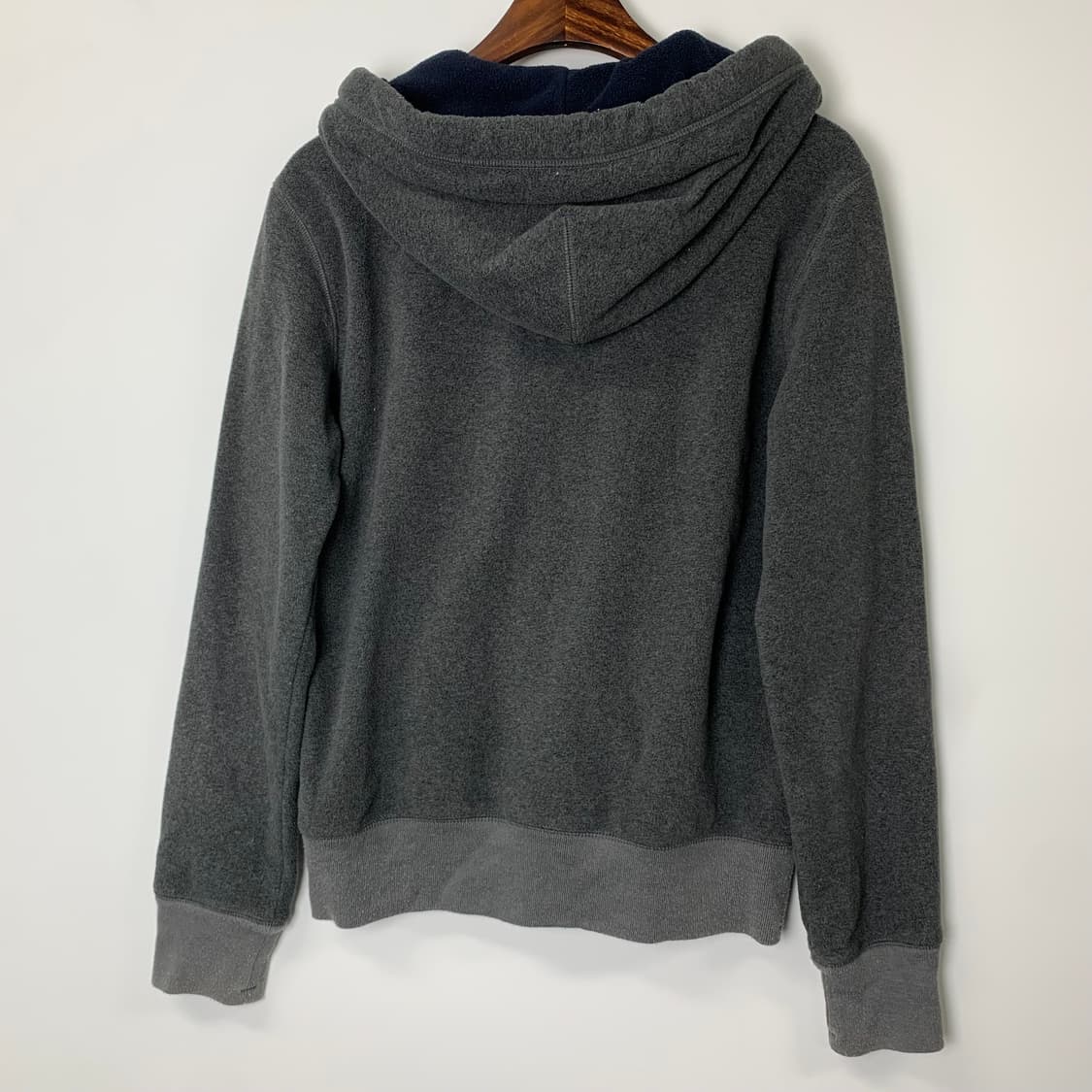 후아유 y2k 와투케 차콜 플리스 후드집업 상품이미지3