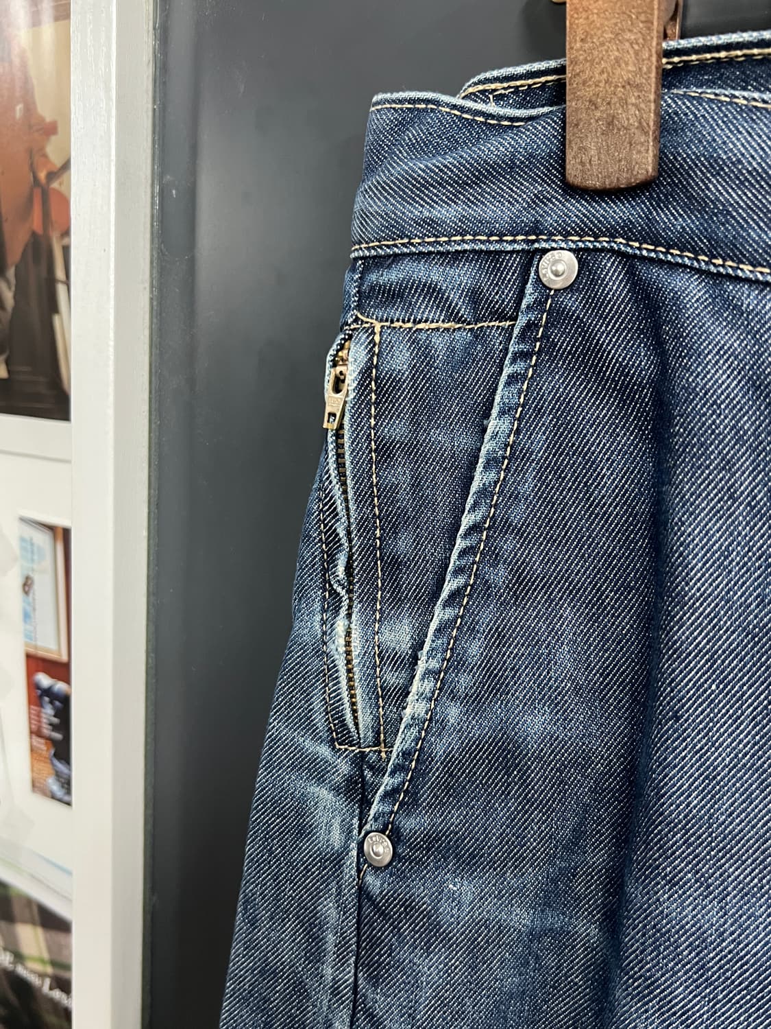 Levis 리바이스 엔지니어드 나팔핏 부츠컷 데님 팬츠 상품이미지5