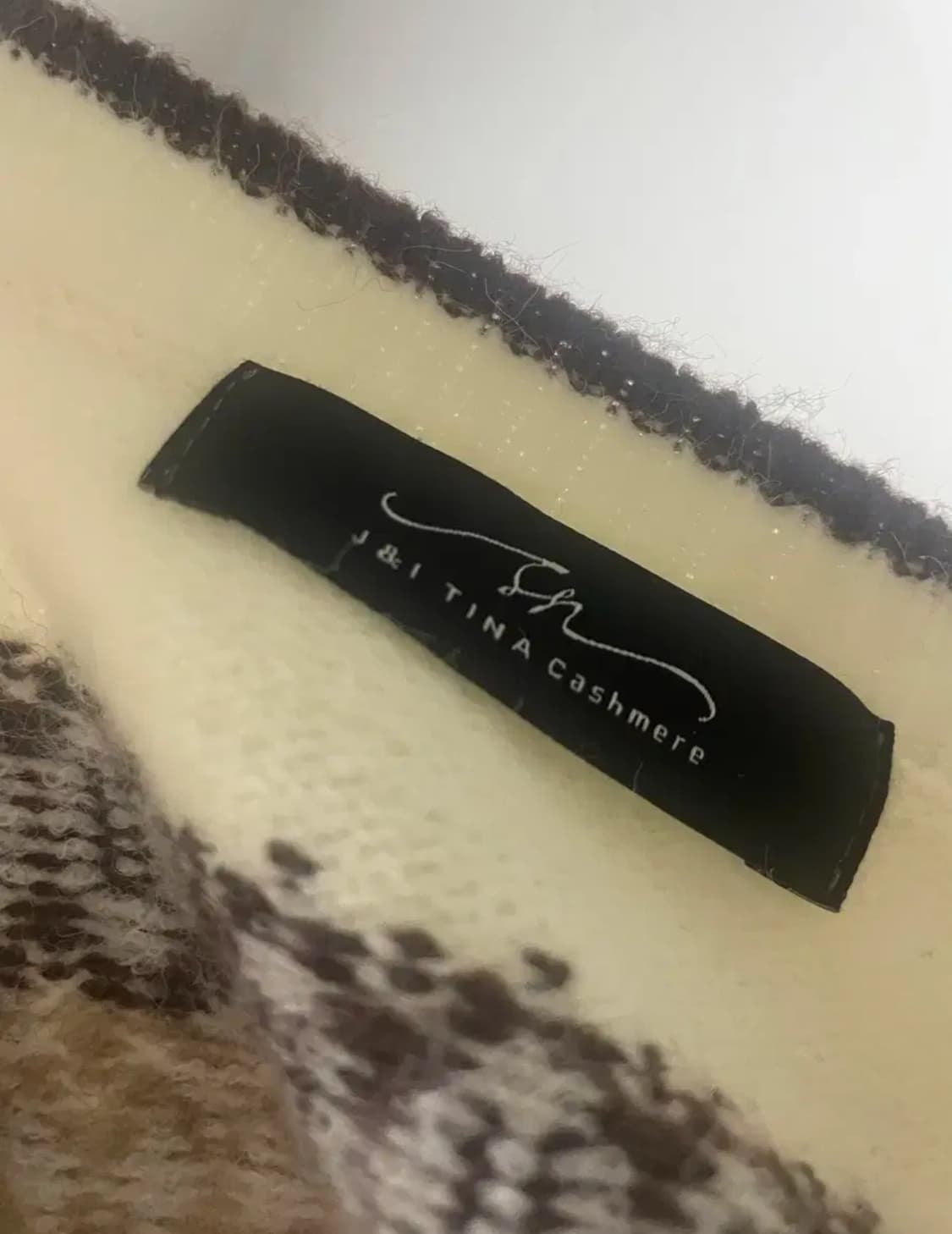 J&I TINA 티나 캐시미어 노르딕 가디건 상품이미지2