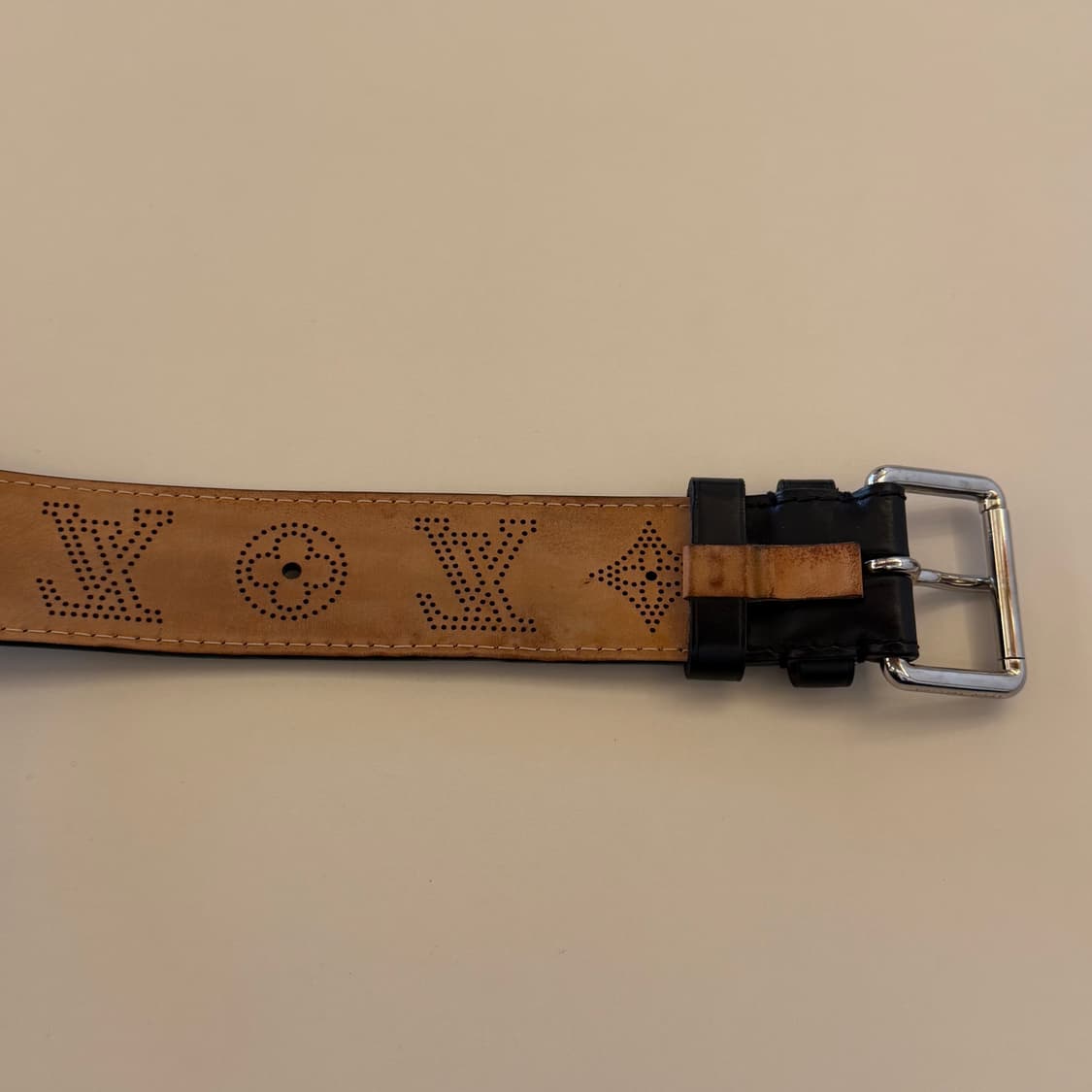 루이비통 Santur Perforated Mahina 모노그램 벨트 OS 상품이미지4