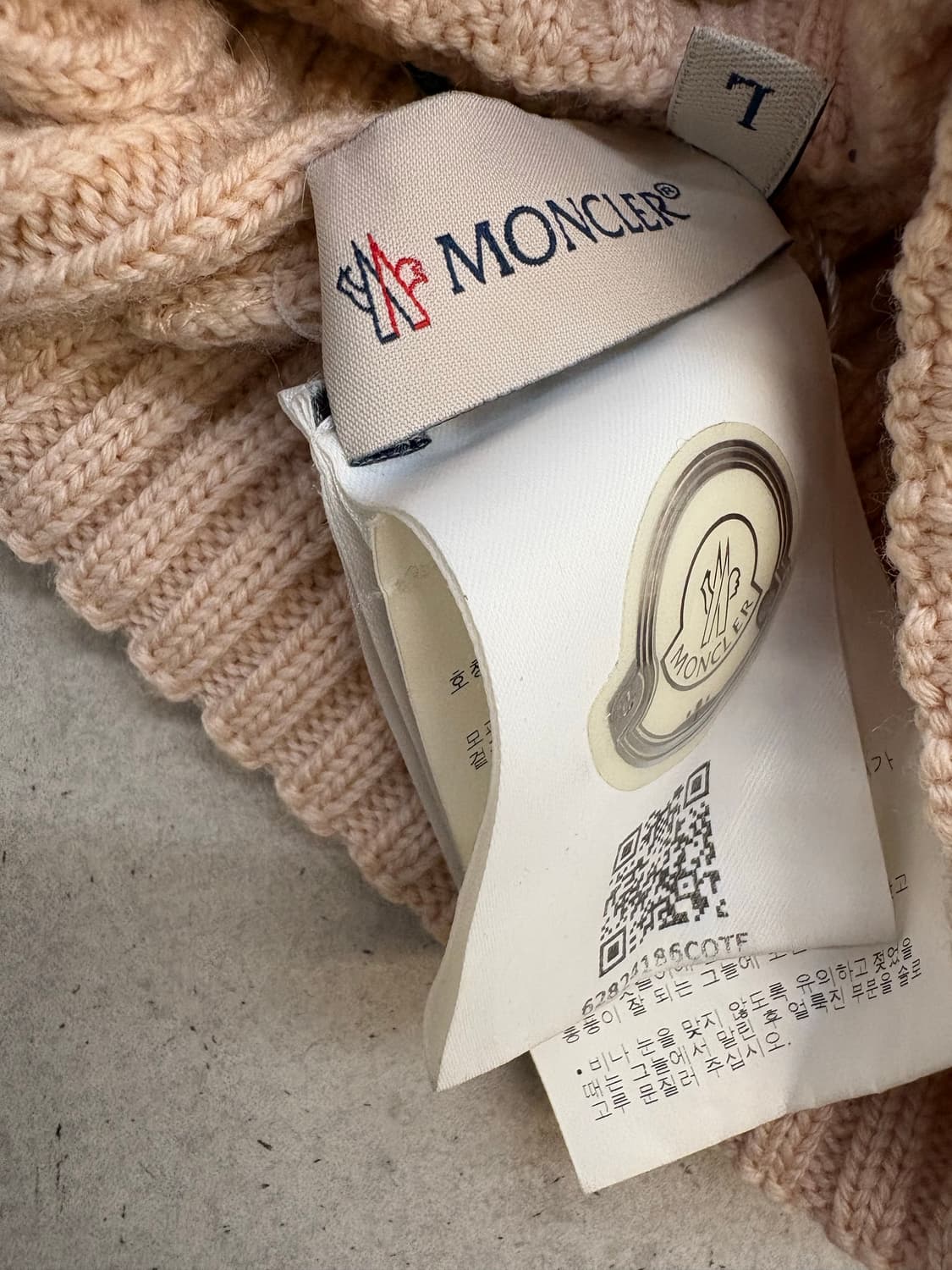 몽클레어 라쿤 퍼 울 비니 상품이미지6