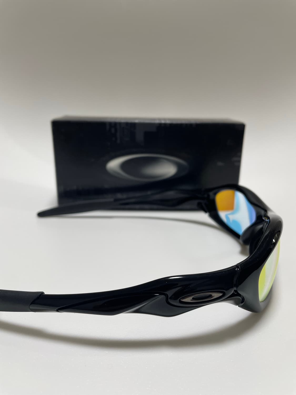 오클리 언노운 선글라스 클리어 루비 상품이미지3