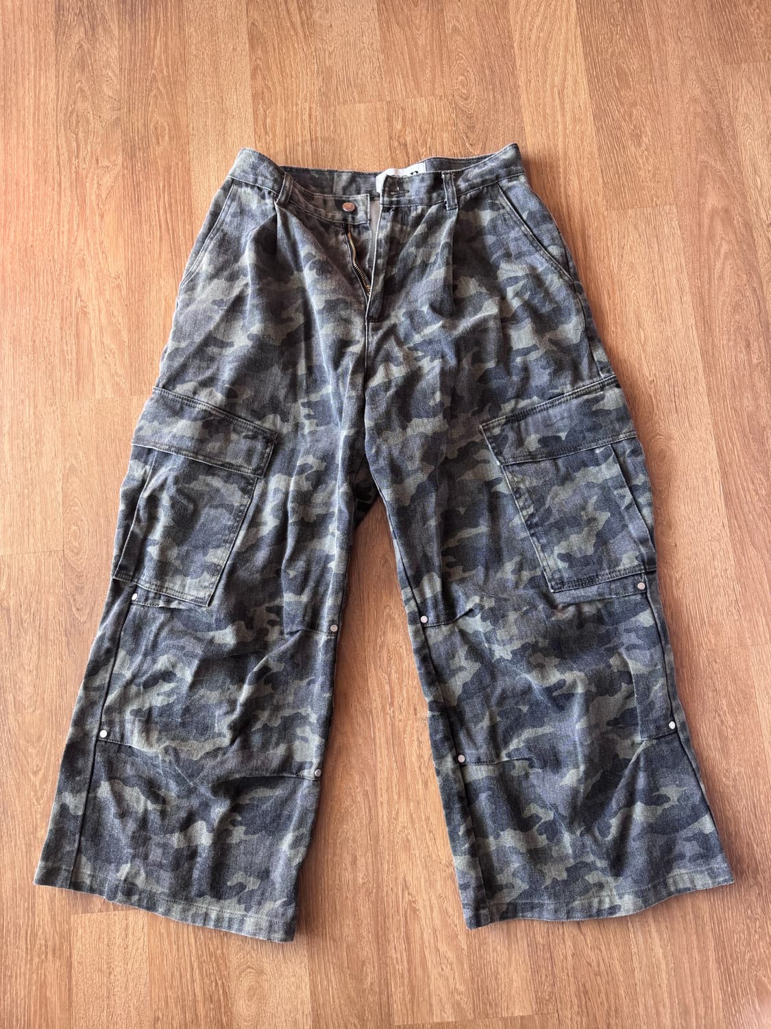 [m] 어반드레스 라이트 카모 카고 와이드 팬츠 상품이미지2