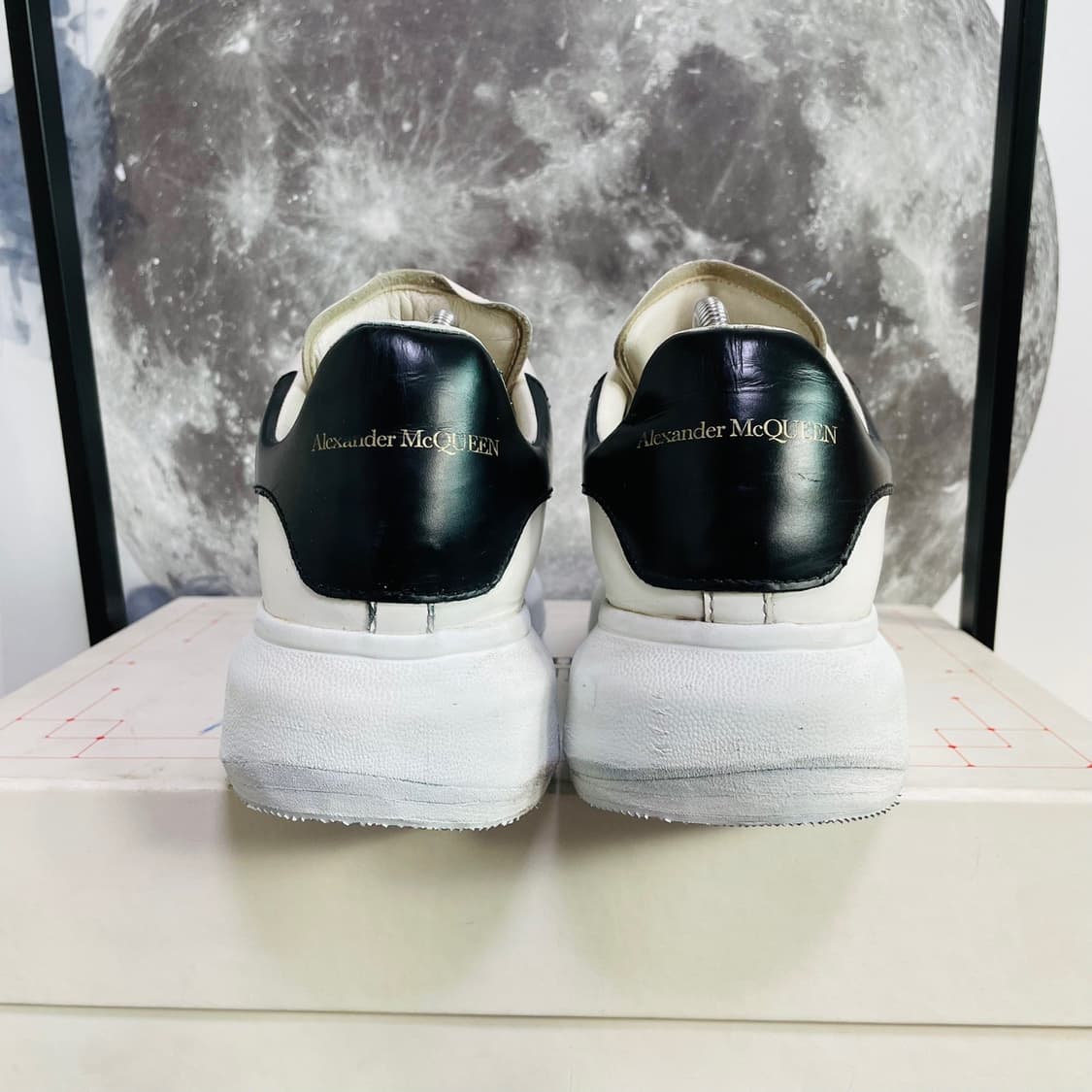 정품 40.5) 알렉산더 맥퀸 오버솔 스니커즈  상품이미지4