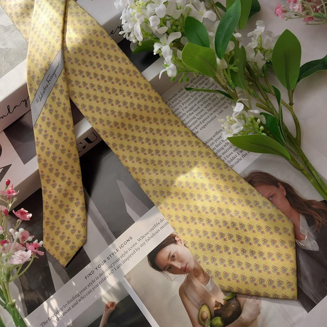 페라가모 실크 옐로우 넥타이 8cm A+등급 k1665
 상품이미지4