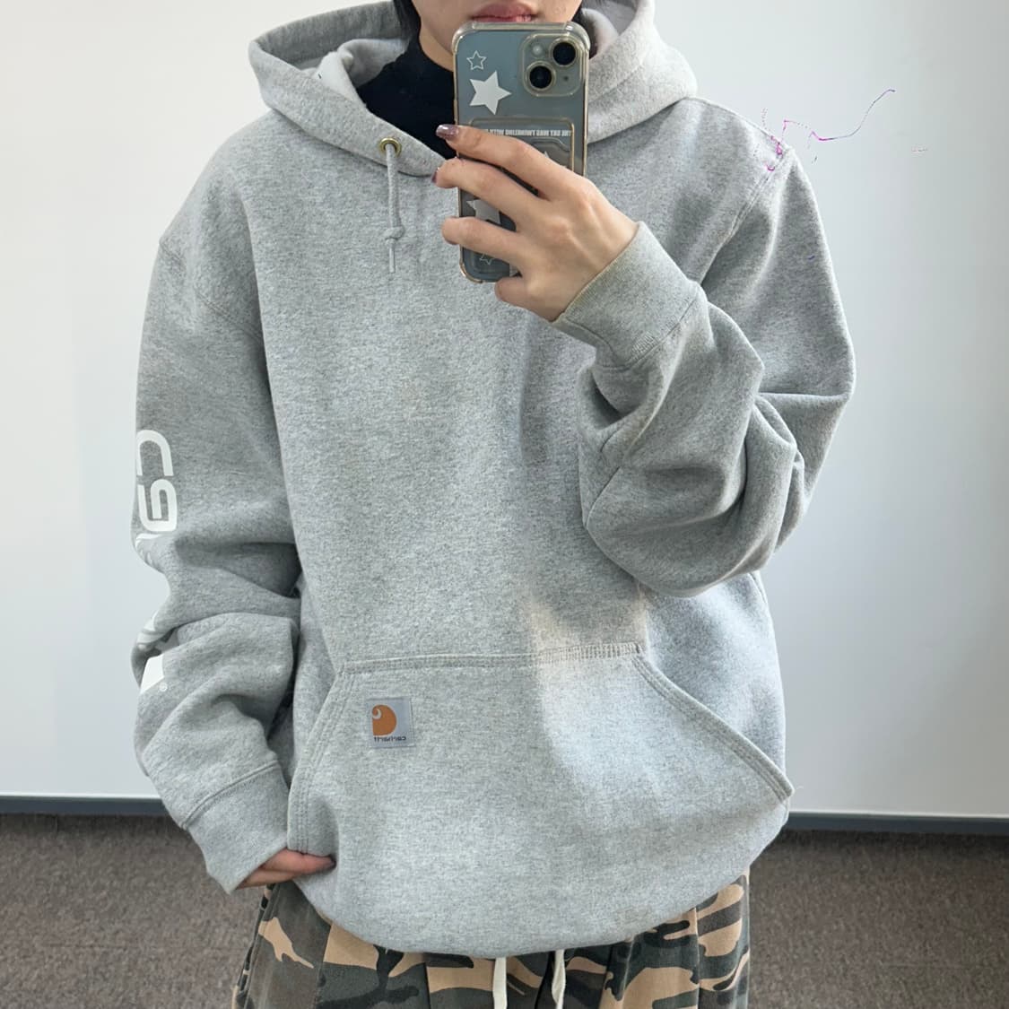 Carhartt 칼하트 사이드 로고 그레이 후드티 상품이미지1