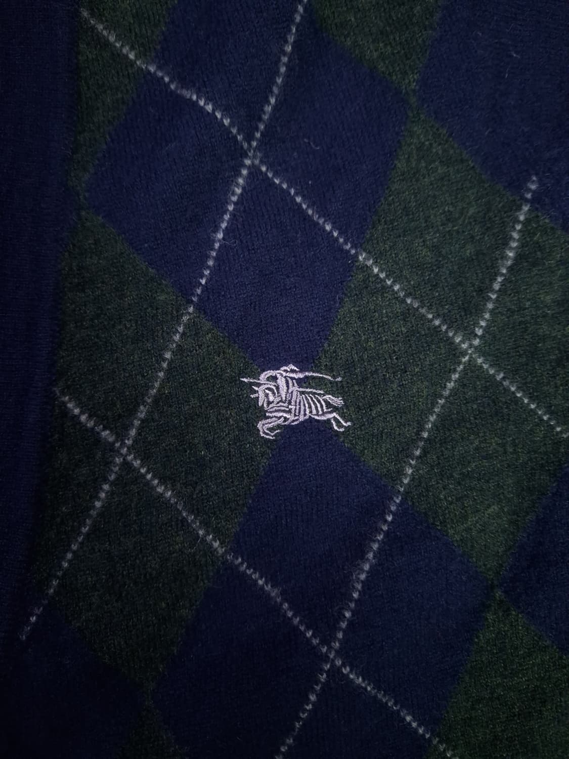 특A 알본판 버버리 블랙라벨 아가일 패턴 울 가디건 상품이미지3