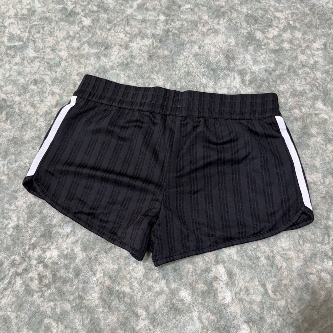 [L] 아디다스 새틴 쇼츠 반바지 상품이미지2